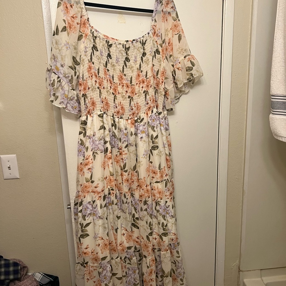 SHEIN Cream Floral Maxi Dress